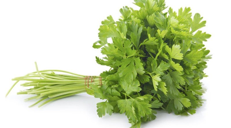  Peršunom protiv otoka i infekcija