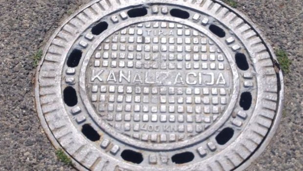 Manje voda ispušteno sistemom kanalizacije