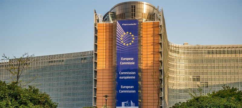  Evropska komisija za strože mere protiv finansiranja terorizma