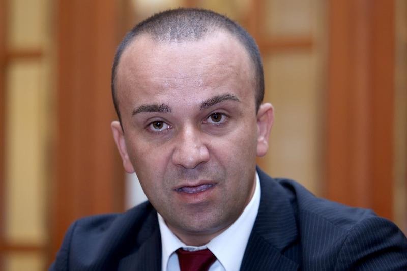  Hrvatska, crnokošuljaš Salapić – državni sekretar