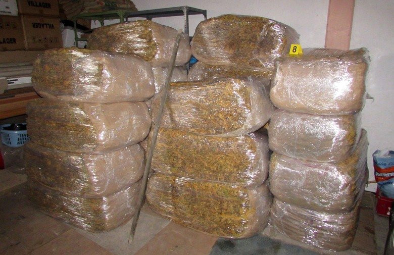 U Bijeljini pronađeno 380 kilograma duvana i jedna poluautomatska puška 