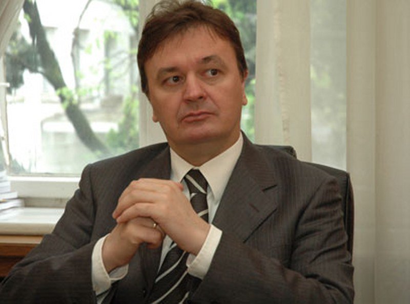 Aleksić: Bukvar crnogorske azbuke je nasilje nad jezikom 